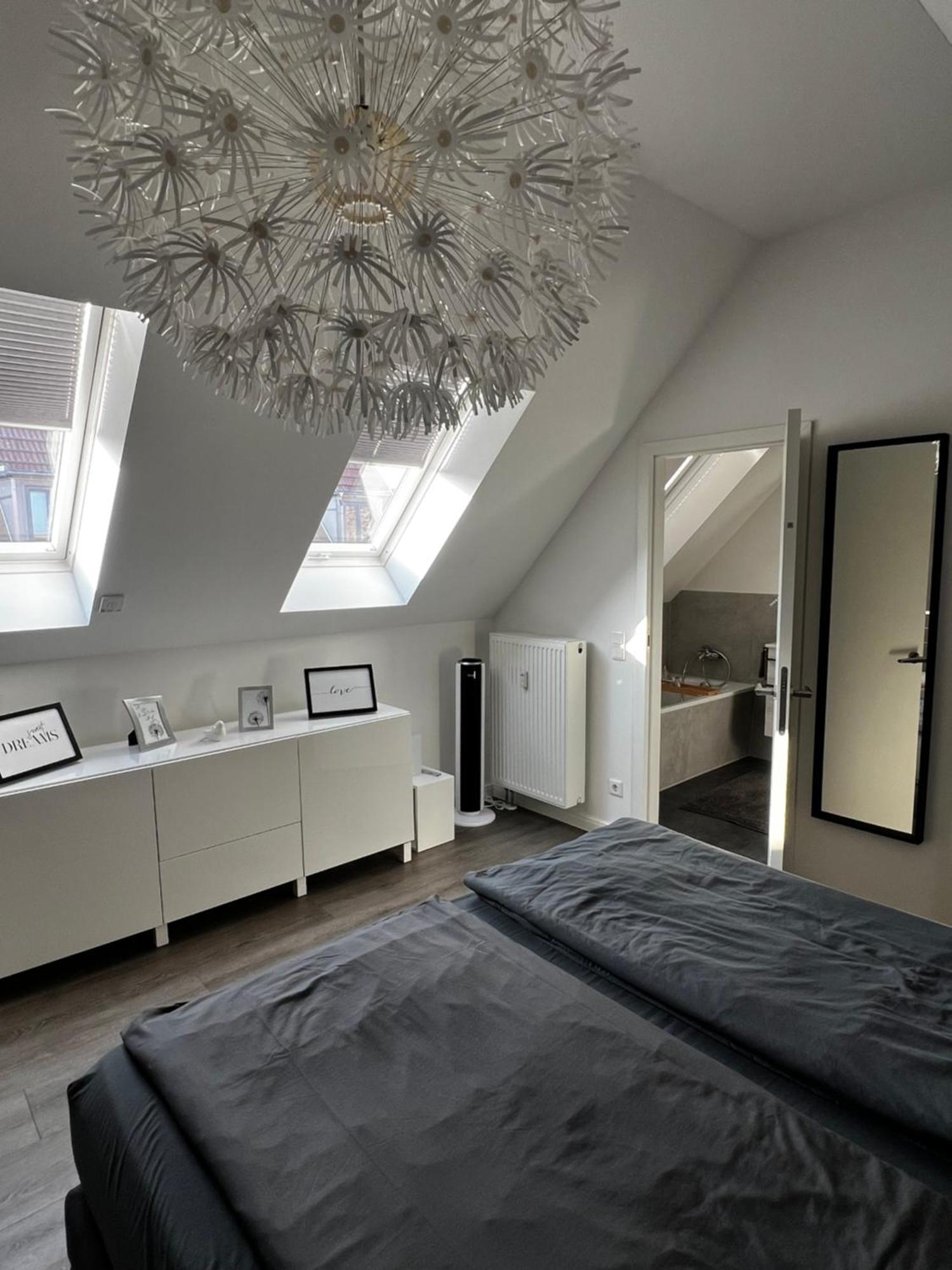 Moderne Galeriewohnung Mit Balkon Und Stellplatz Am Wenigemarkt Érfurt Exterior foto